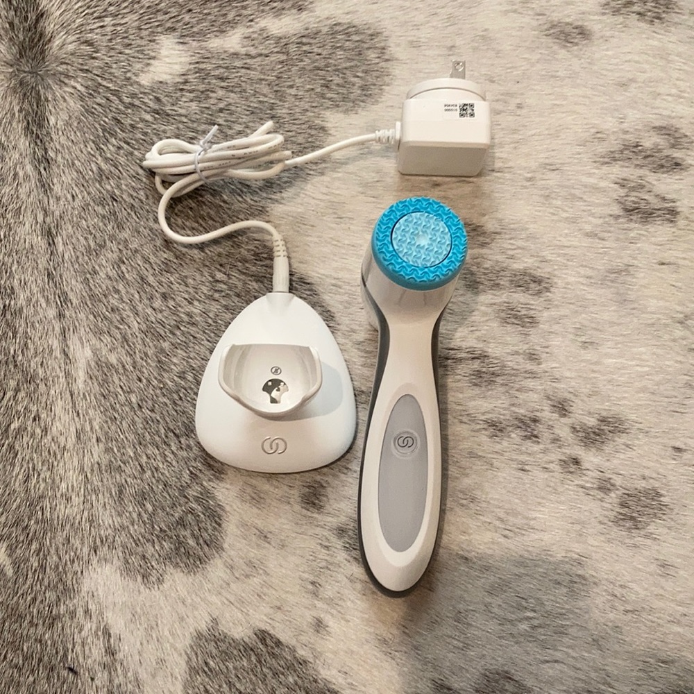 Nu Skin Lumispa Brush
